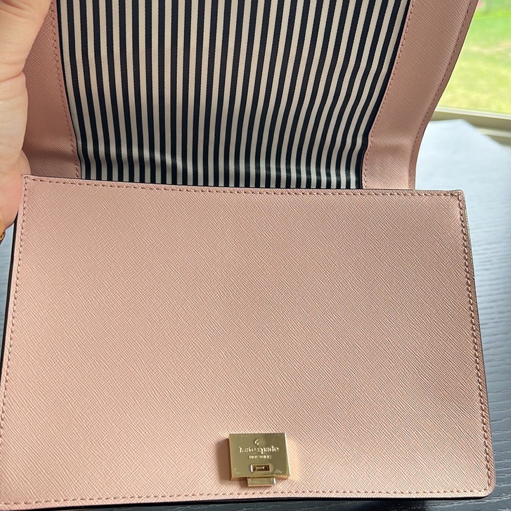 Kate spade ♠️ - Picture 3 of 7